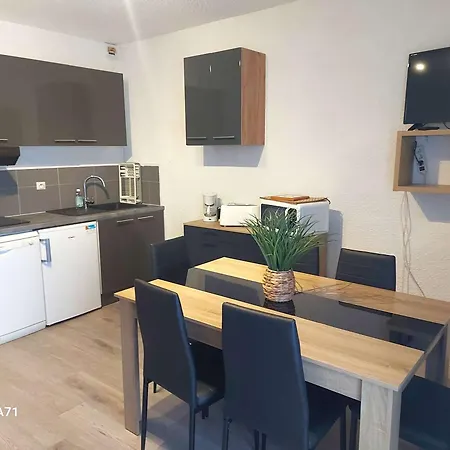 شقة 6 Pers A 1700m, St Lary Soulan, Balcon Sud, Parking, Proche Pistes - Fr-1-457-304 *